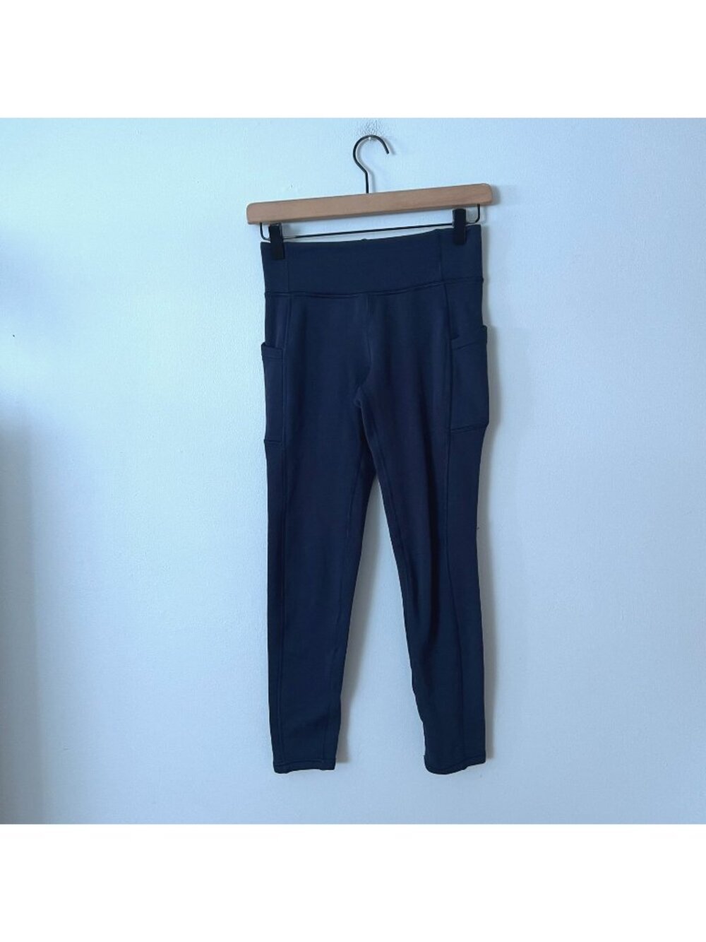 Athleta Girl Altitude Edge Stash Pocket Fleece Lined Leggings Blue Girl's Size L
